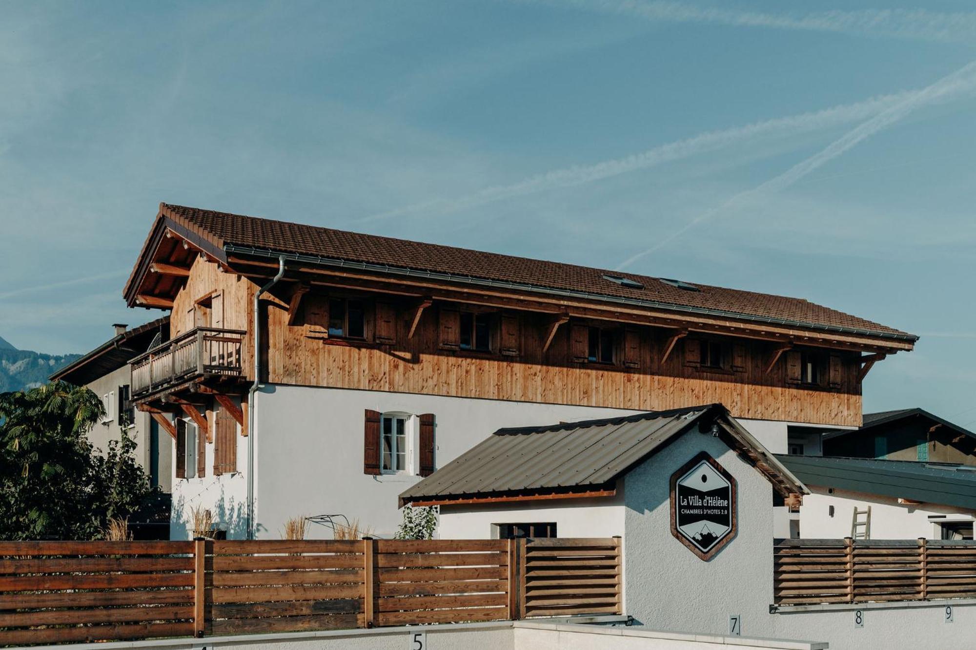 La Villa d'Hélène 2 - Chambres d'hôtes BnB et Appartements - Cluses Exterior foto